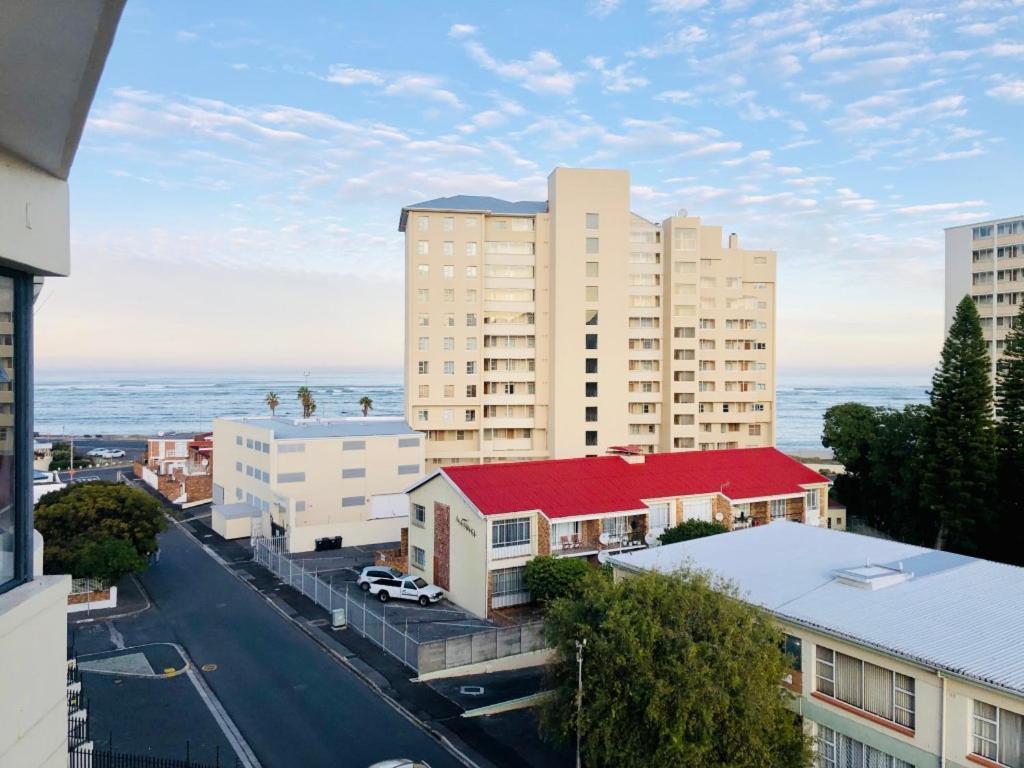 Beachside Bliss Strand Exterior photo